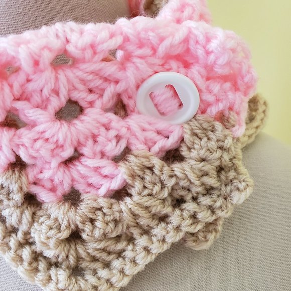 Crochet Pink Neck Warmer/Scarf/New - Picture 3 of 5